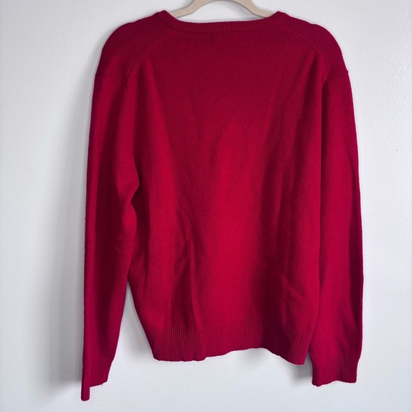 Ralph Lauren 100% Wool Men's V-Neck Sweater in Bold Red - Picture 4 of 7